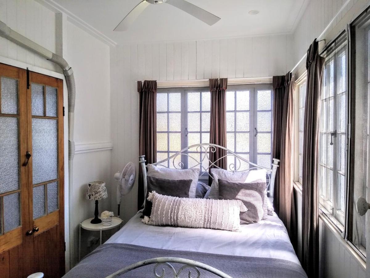 Lake Weyba Noosa Lodge & Kangaroos Peregian Beach Dış mekan fotoğraf